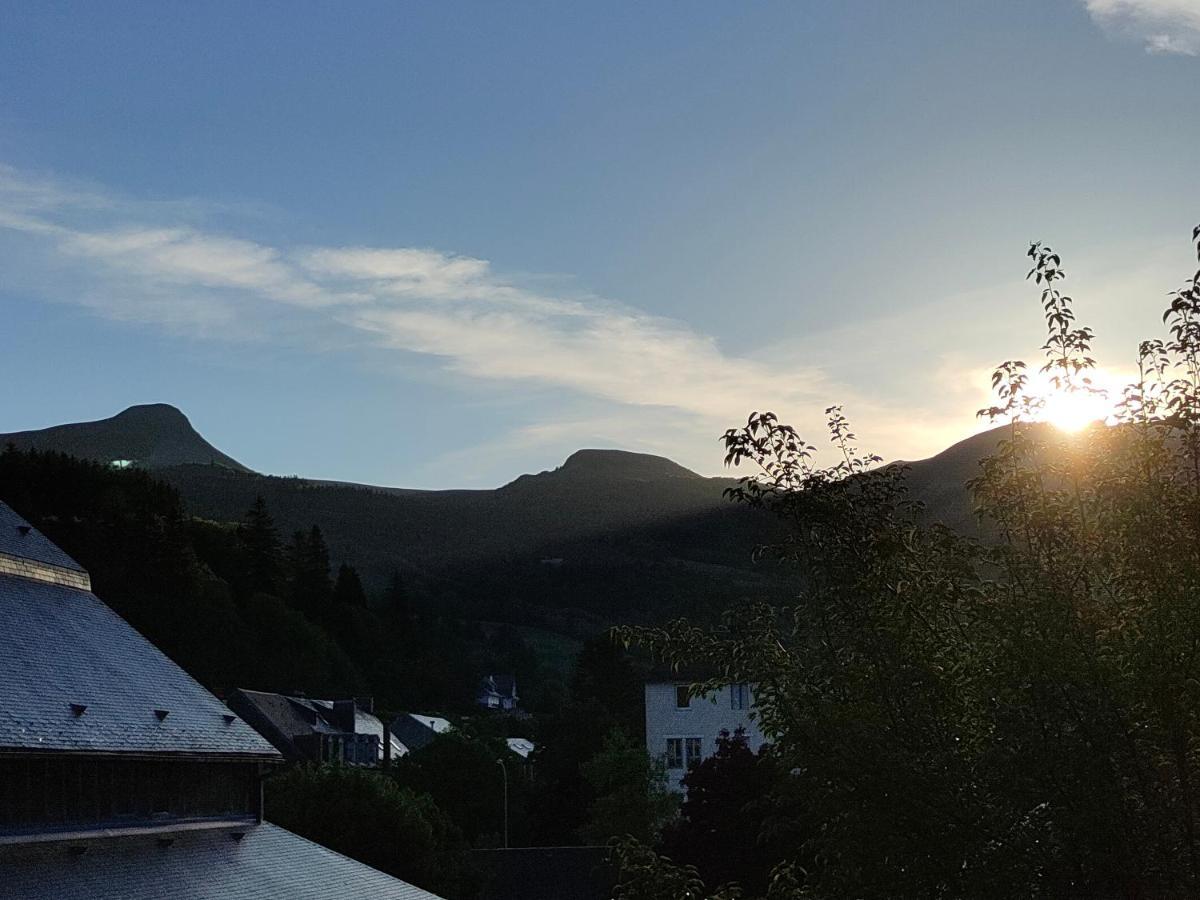 O' Suites Du Sancy Ла Бурбул Екстериор снимка